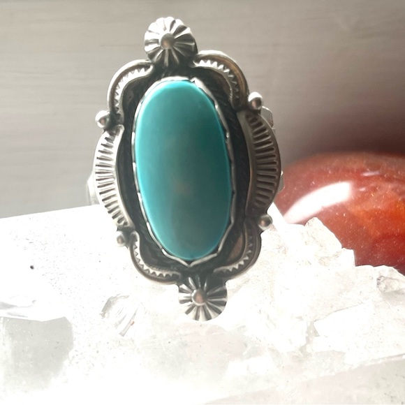 Vintage Turquoise and Silver Women's Ring